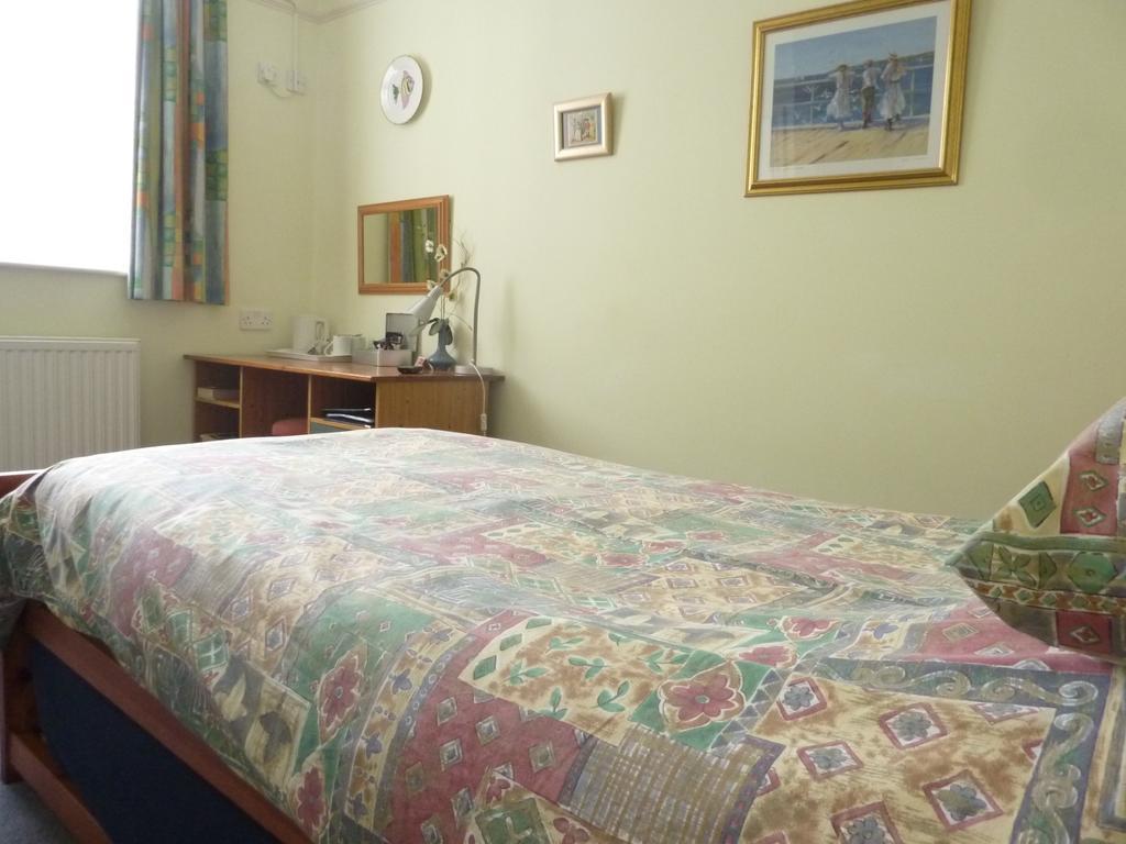 Bridge House B&B Cheltenham Ngoại thất bức ảnh